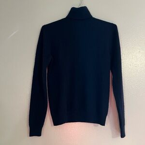 Neumann Marcus cashmere